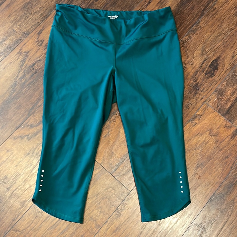 Old navy active running capris
